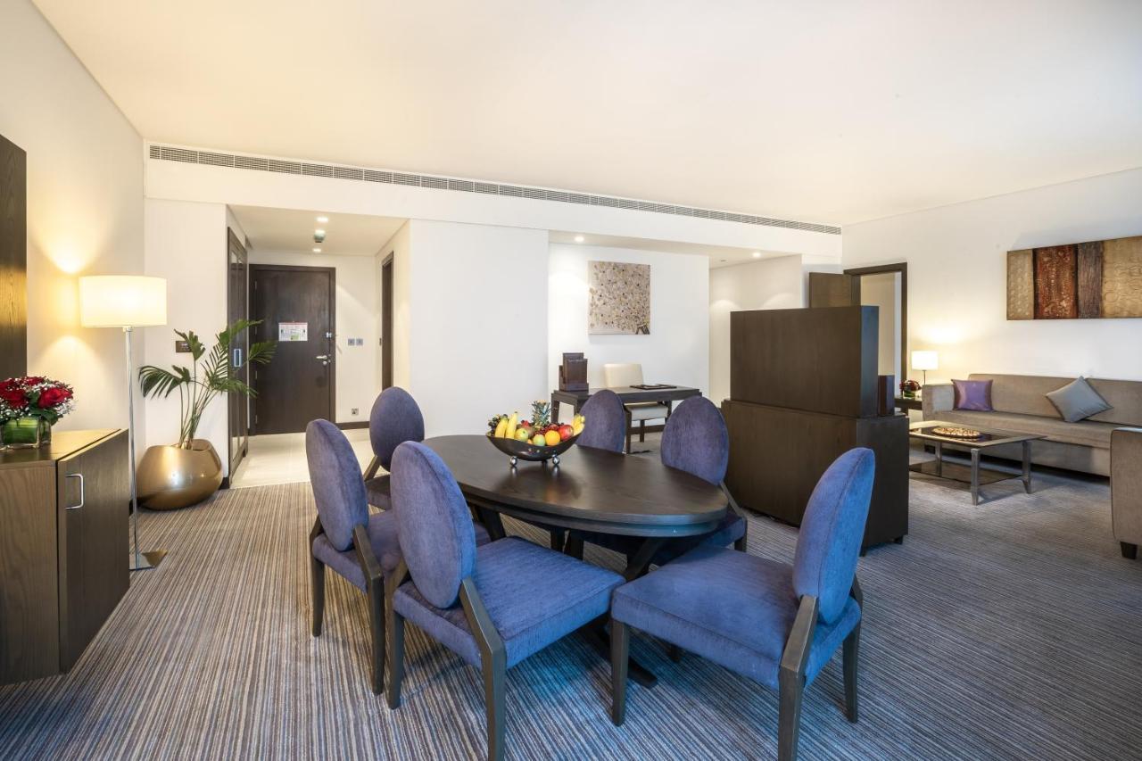 Royal M Hotel Fujairah By Gewan Экстерьер фото A suite at the hotel